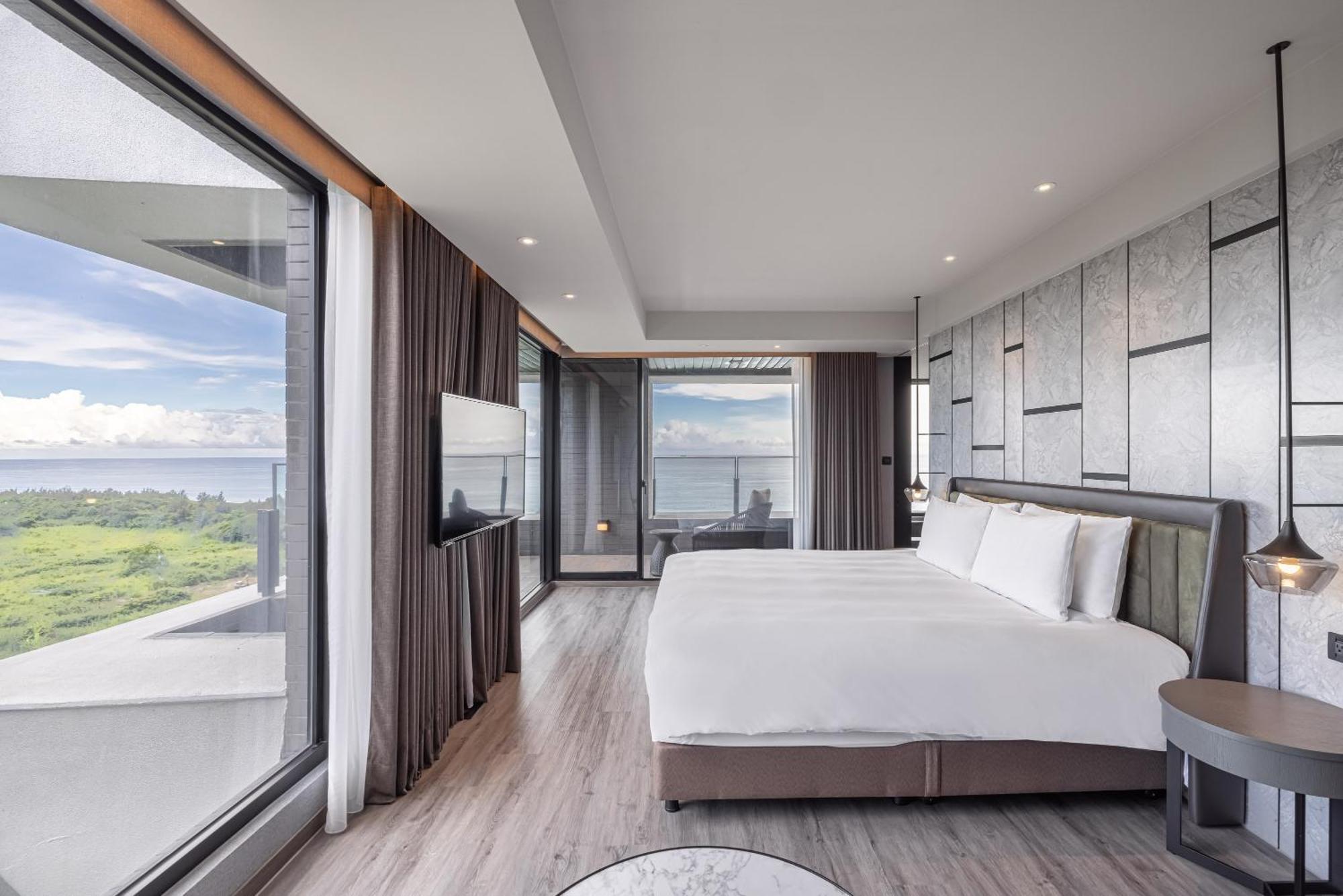 Lakeshore Hotel Hualien Taroko Shunan Zimmer foto A bedroom at the hotel